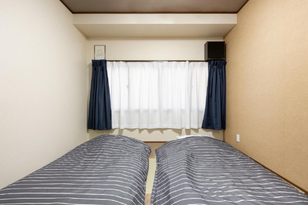 Отель 京町屋楓 Kyomachiya Kaede Киото Экстерьер фото